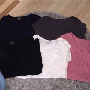 🤰Maternity bundle 5 shirts M-L